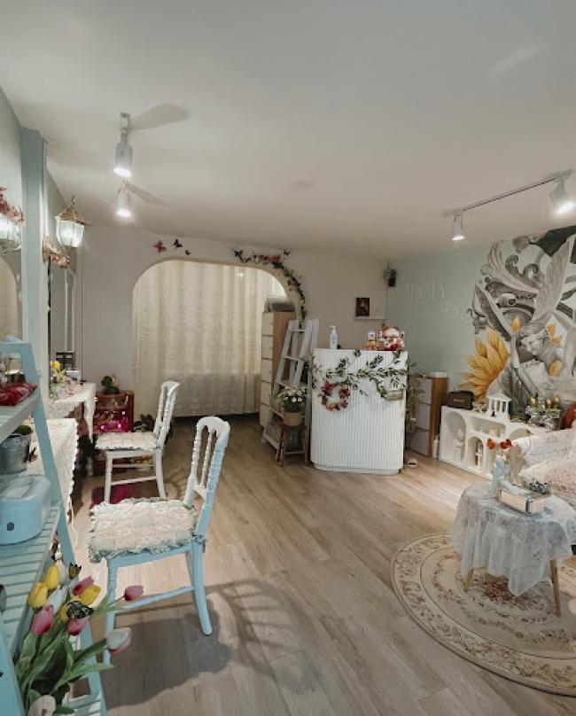 호치민 카롤리 스파