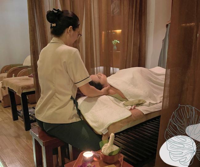 호치민 케어 위드 러브