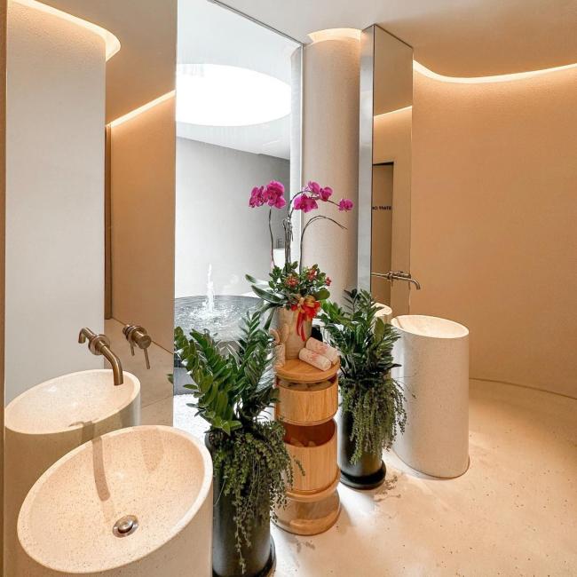 호치민 글로우 Inc.