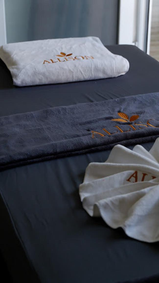 달랏 알리슨 스파