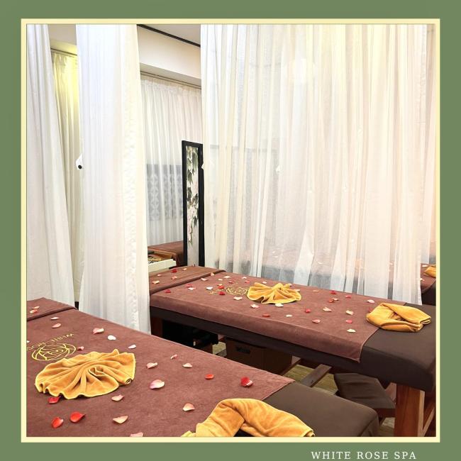 호이안 화이트 로즈 스파