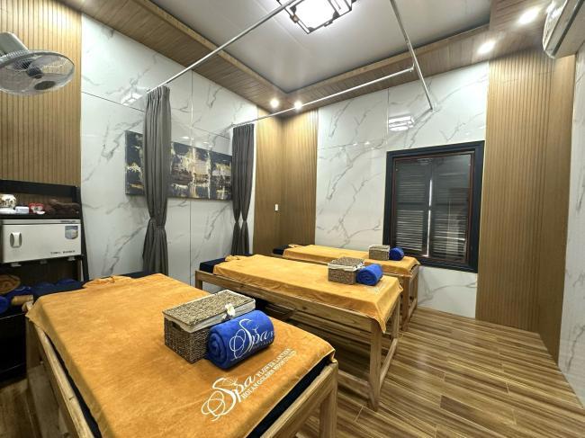 호이안 플라워 랜턴 스파