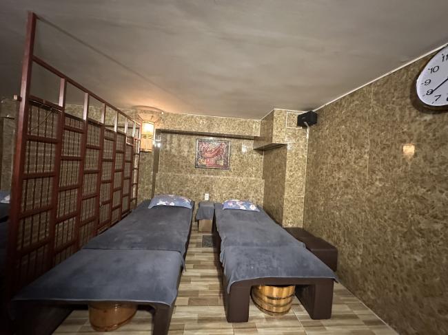 호치민 아도라 스파