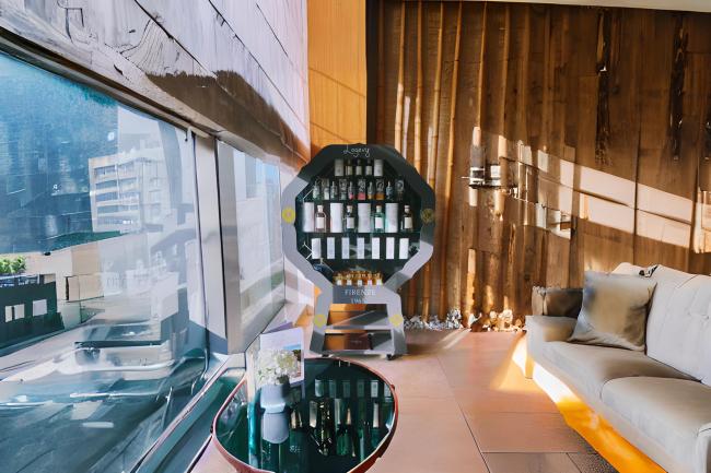 호치민 이볼브 웰니스 센터 