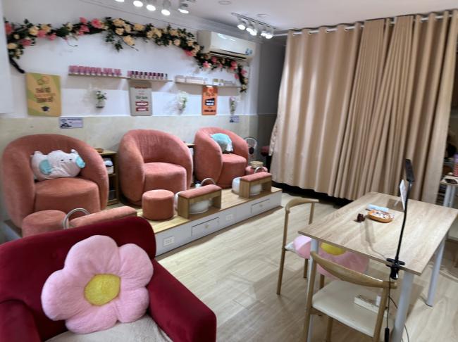 호치민 린크 네일&뷰티룸