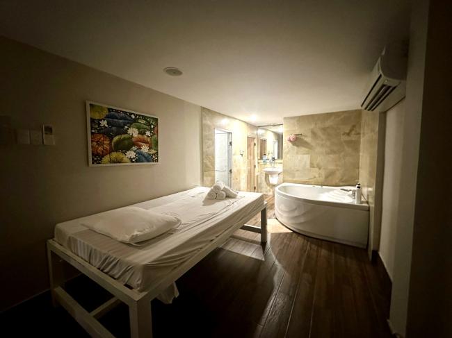 호치민 아이즈 마사지