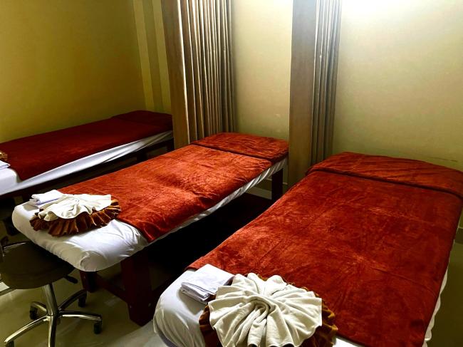 호치민 낻 쓰어 스파 1