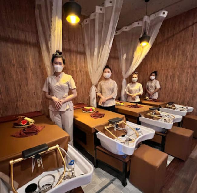 호치민 킴 사 응우