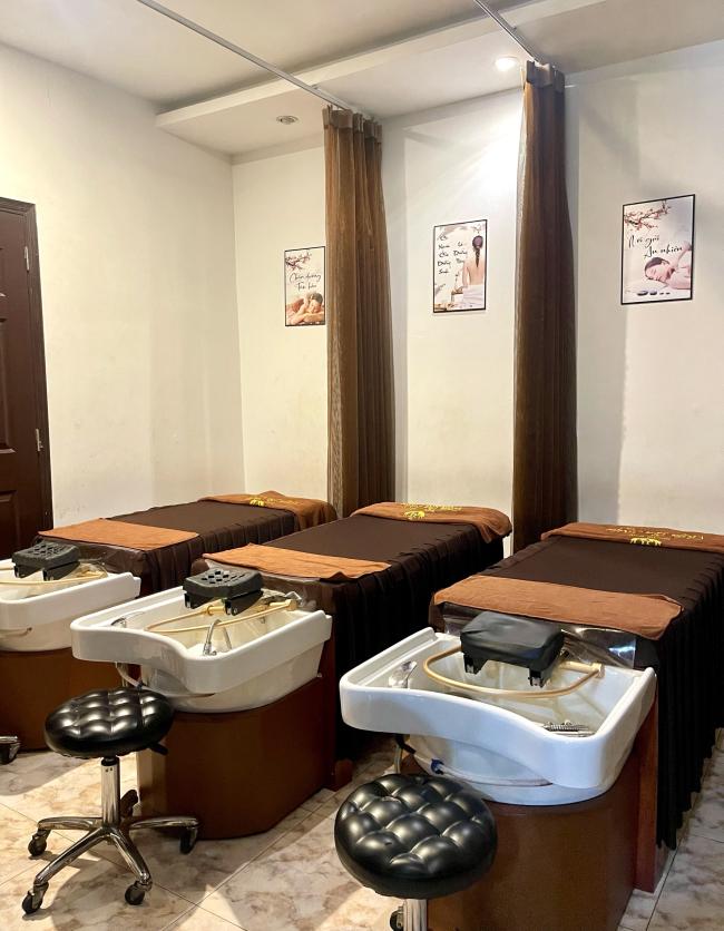 호치민 킴 사 응우