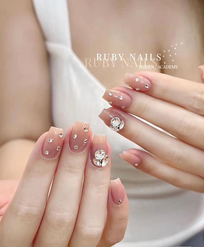 다낭 루비 네일